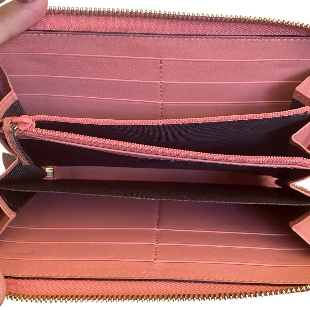 GUCCI EUC GG Marmont Ribbon Lambskin Leather
Wallet- Japan Exclusive Pink - Picture 9 of 11